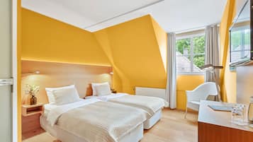 Allergikerbettwaren, Schreibtisch, BĂŒgeleisen/BĂŒgelbrett