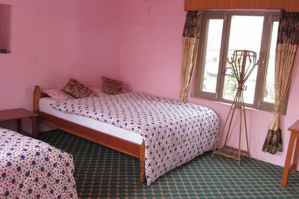 Desk, rollaway beds (surcharge), WiFi (free)