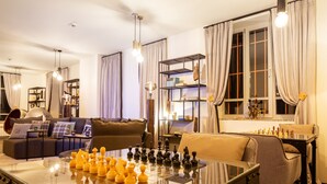 Executive-lounge