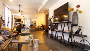 Executive-lounge