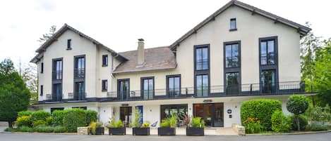 Fachada de la propiedad