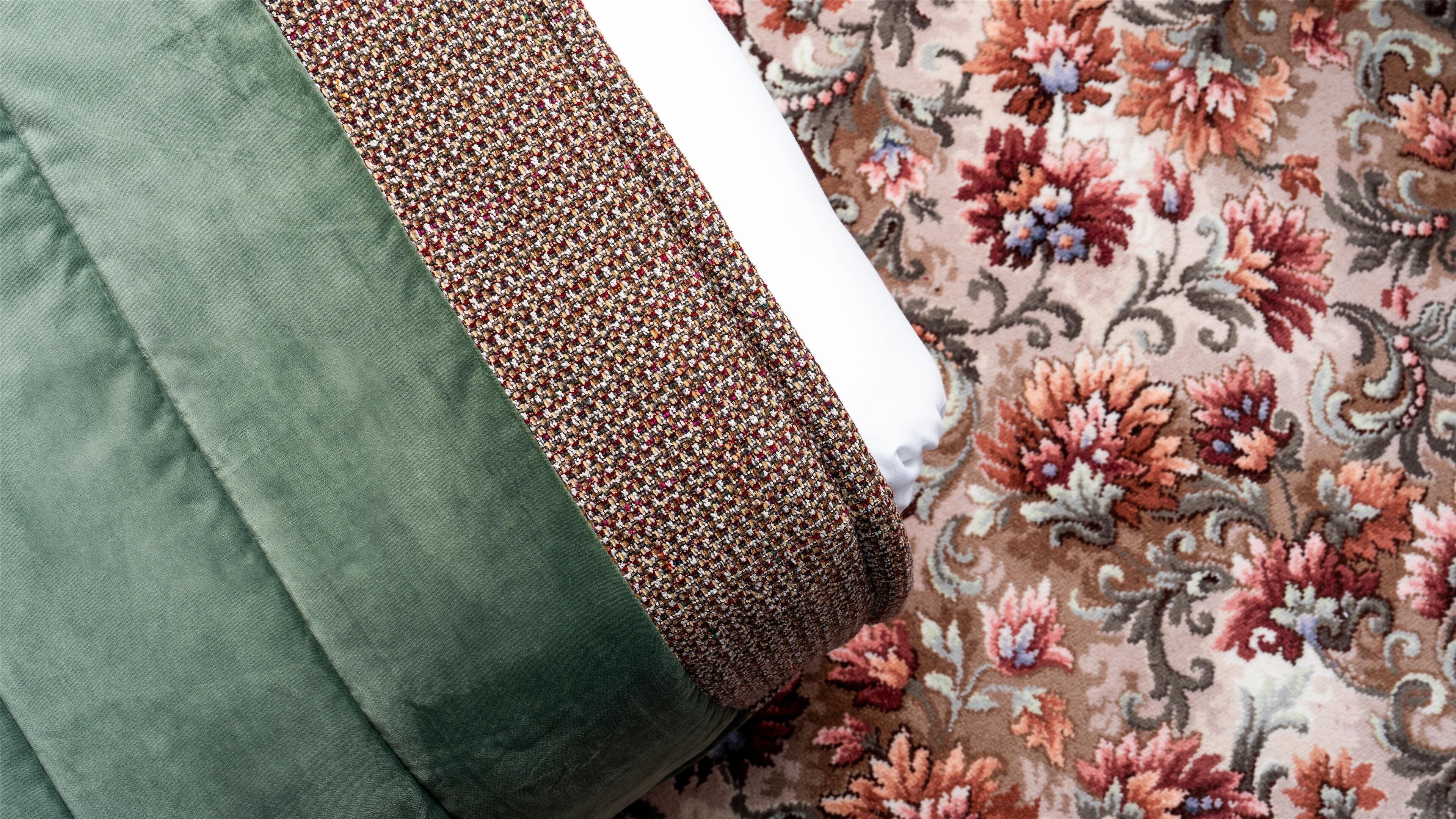 in-room safe, iron/ironing board, free wifi, bed sheets