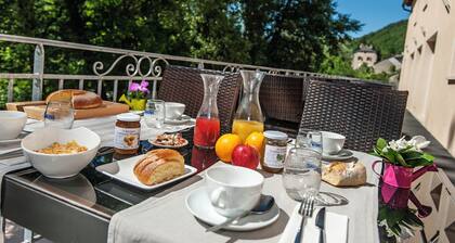 Hôtel Restaurant Les 2 Rives-logis