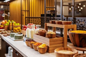 Daily buffet breakfast for a fee - Hyatt Regency Pravets Resort (Pravets)
