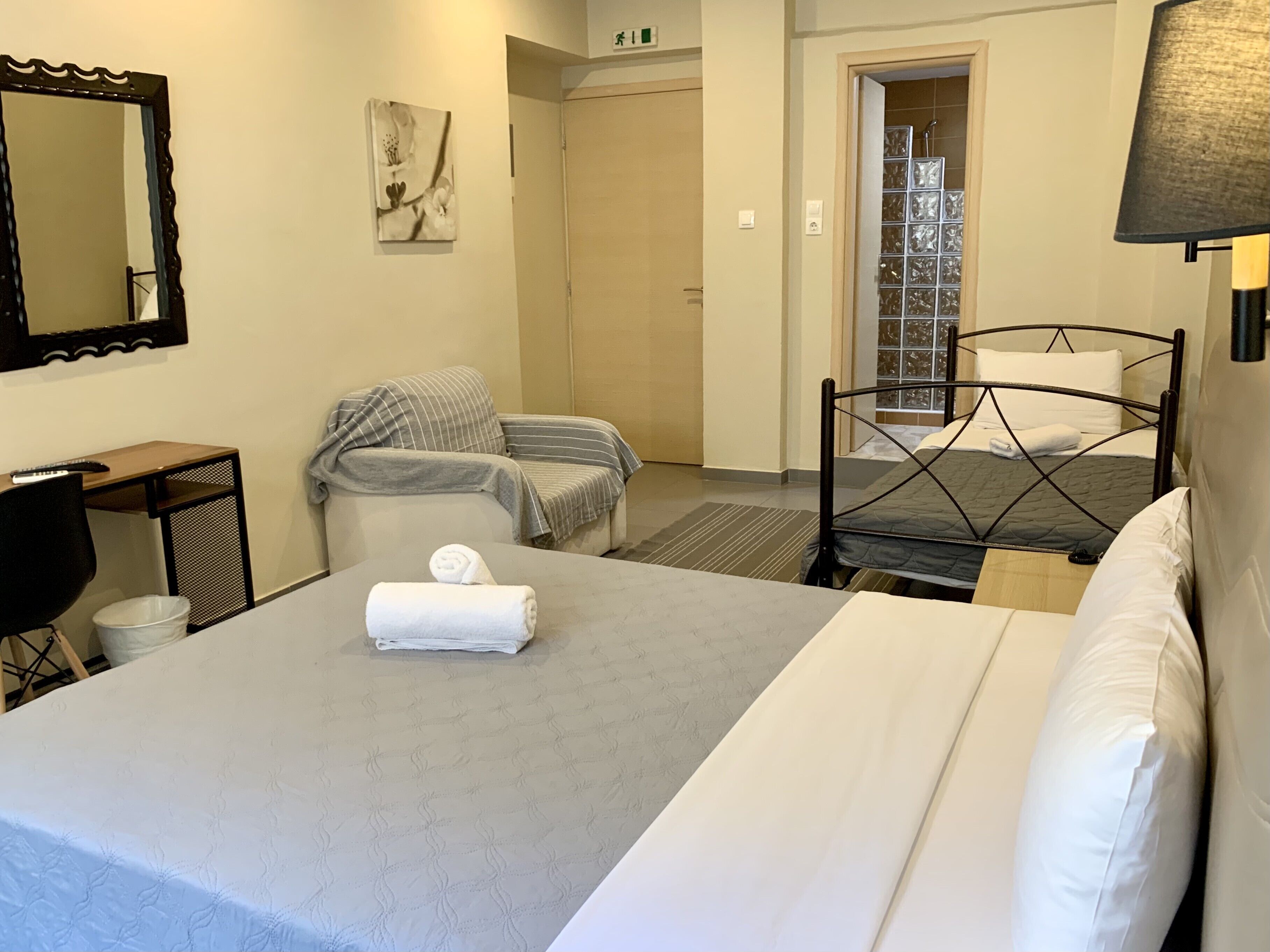 superior double room, private bathroom | desk, soundproofing, free wifi, bed sheets