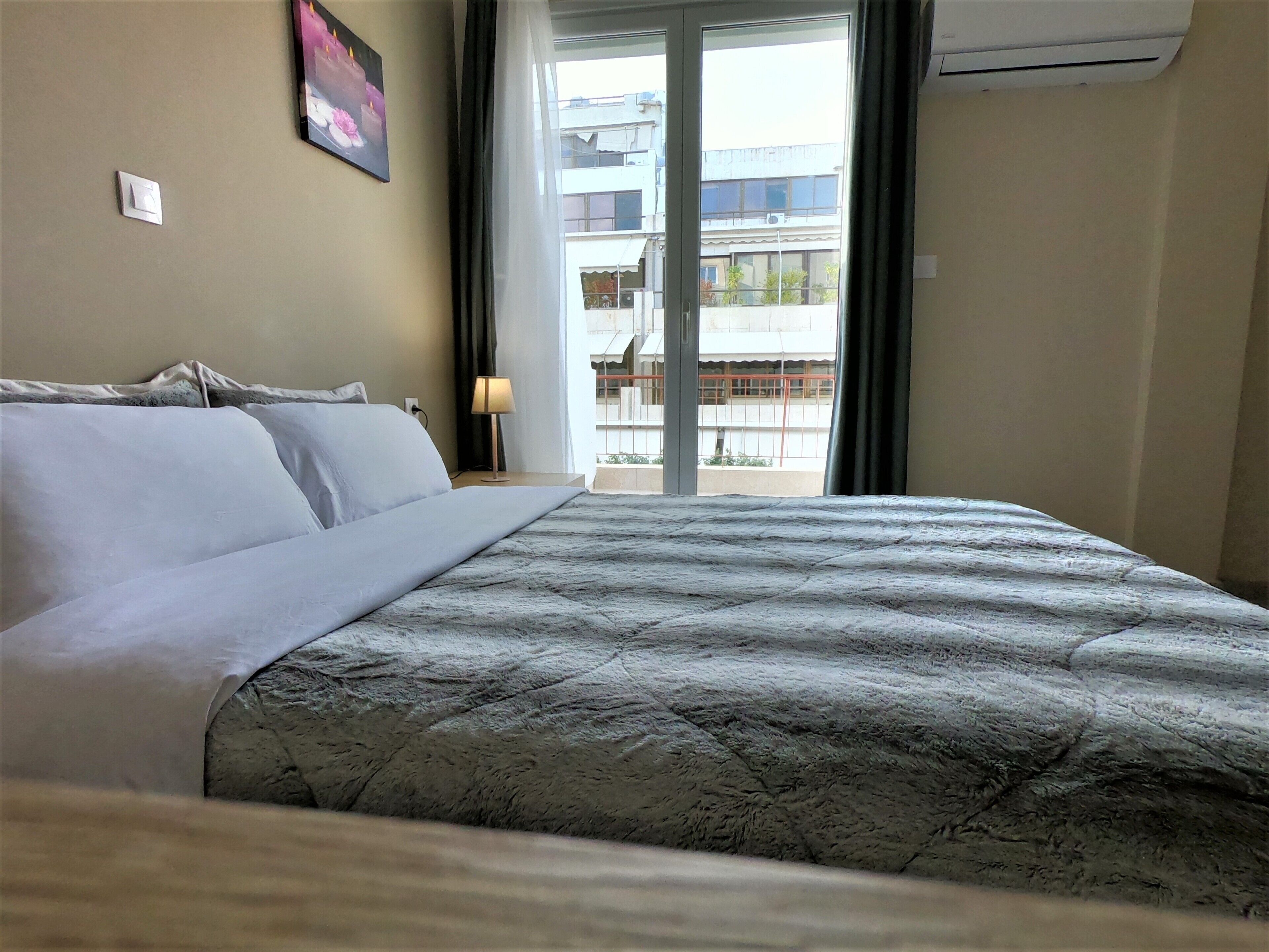 double room, private bathroom | desk, soundproofing, free wifi, bed sheets