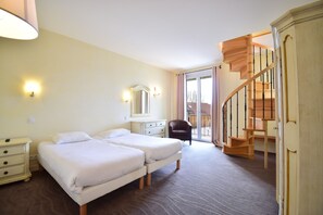 Duplex, Balcony, Lake View - Hôtel Le Lac (Malbuisson)