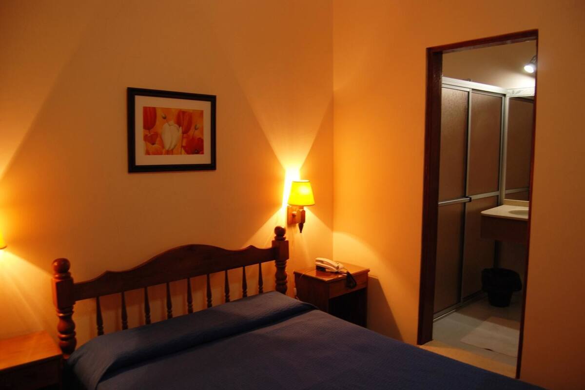 Double Room, 1 Double Bed