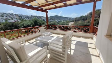 Appartement Standard, 2 chambres | Terrasse/Patio