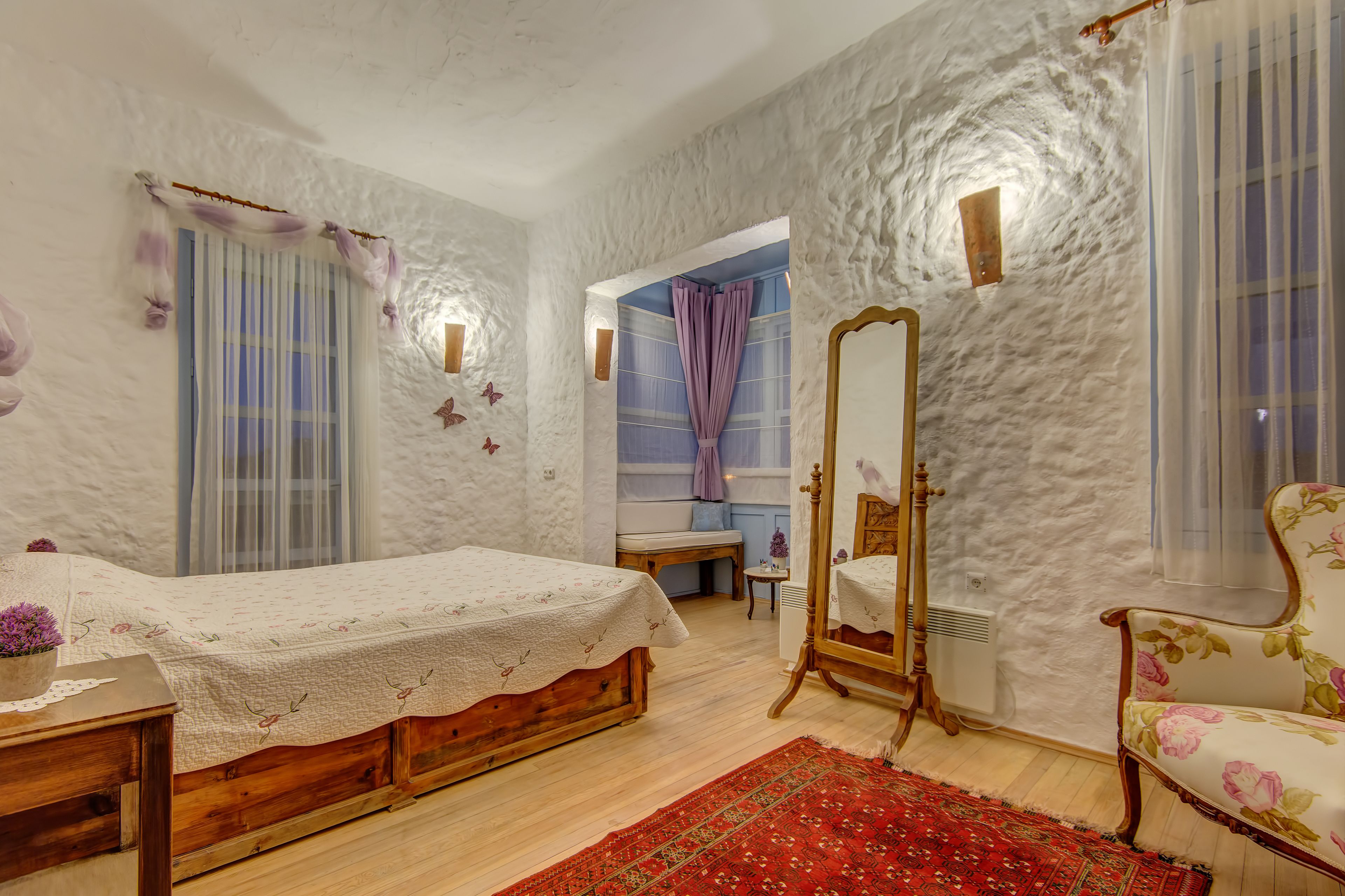 deluxe double room | minibar, in-room safe, free wifi, bed sheets