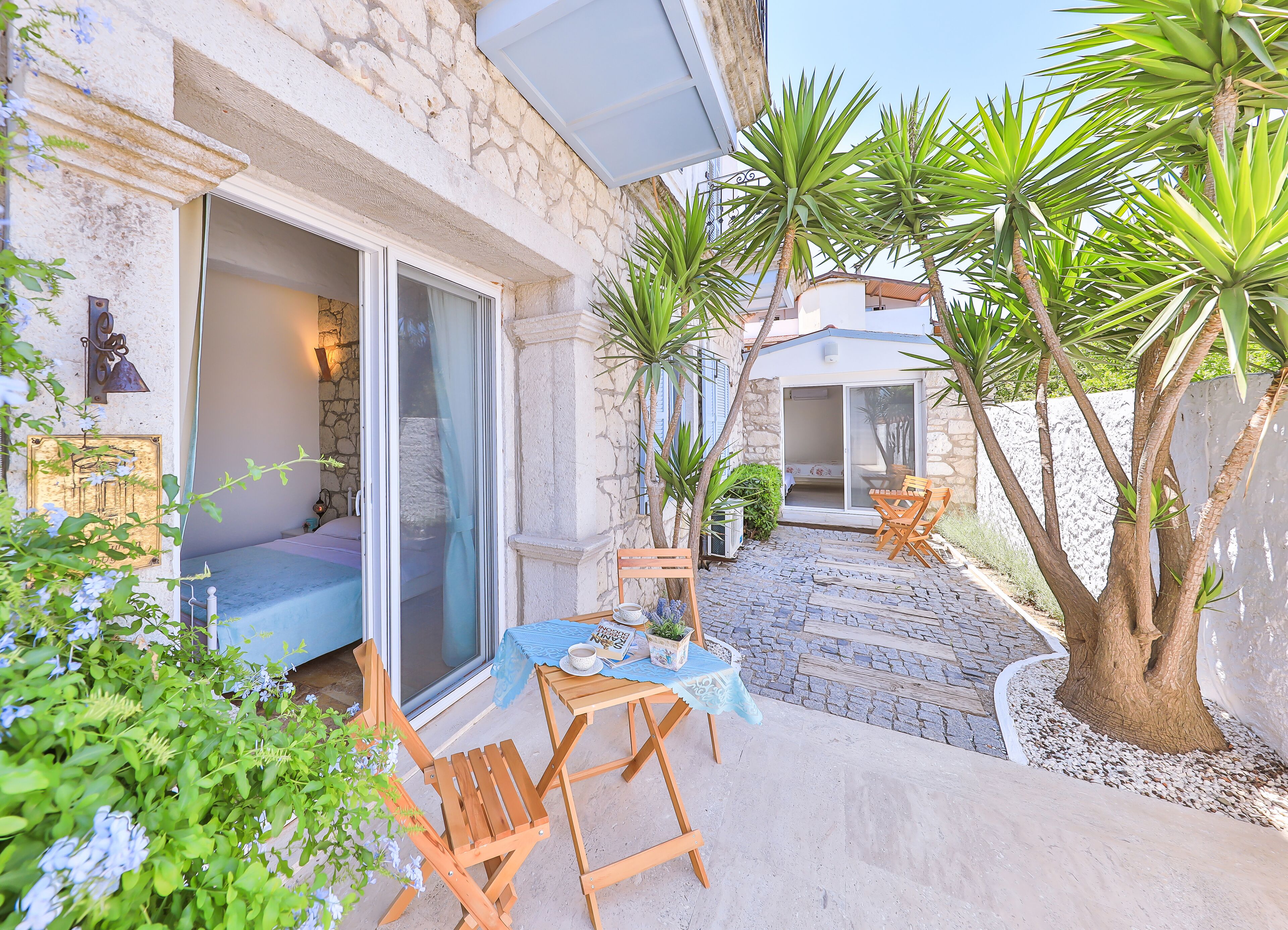 basic double room, 1 double bed, patio | courtyard view