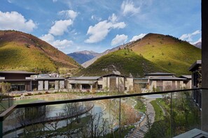 View from room - Hilton Jiuzhaigou Resort (Ngawa Autonomous Prefecture)