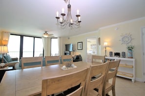 Dining - Charleston 115 Oceanfront Villas Beach Daze 3 Bedroom Holiday Home By My Ocean Rentals (Folly Beach)