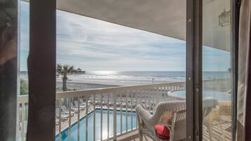 Family House, 4 Bedrooms, Ocean View, Sea Facing | Balcony view