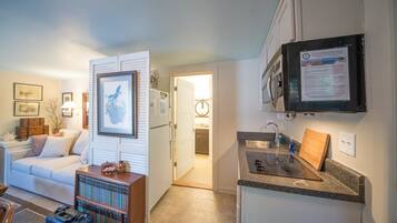 Fridge, microwave, coffee/tea maker