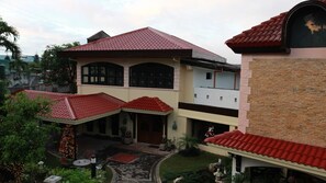 บริเวณภายนอก