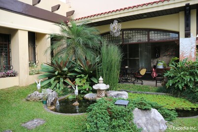 Ronamar Apartelle