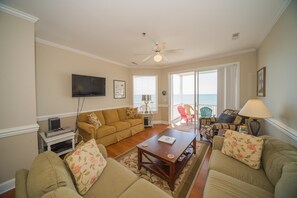 TV, DVD player - Seacoast Villas 4 3 Bedroom Holiday Home By My Ocean Rentals (Folly Beach)
