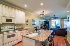 Family House, 3 Bedrooms, River View | Private kitchen | Fridge, microwave, oven, dishwasher