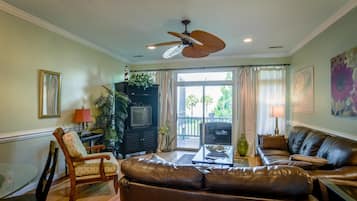 Family House, 3 Bedrooms, River View | Living area | TV