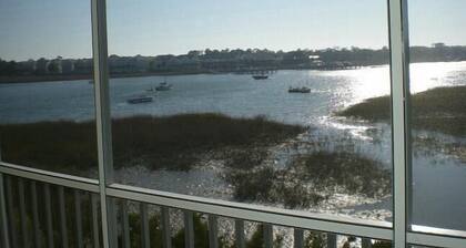 Turn of the River 2G 3 Bedroom Holiday Home By My Ocean Rentals