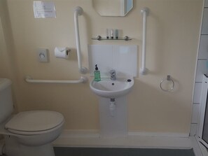 Suite, salle de bains attenante | Salle de bain