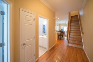 3 sovrum, strykjärn/strykbräda och gratis wi-fi