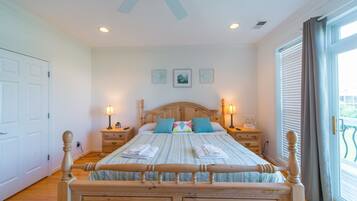 Family House, 3 Bedrooms, River View | 3 bilik tidur, seterika/papan seterika, Wi-fi percuma