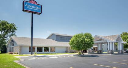 AmericInn by Wyndham Lincoln North
