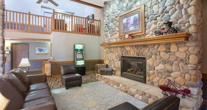 AmericInn by Wyndham Lincoln North