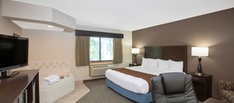 AmericInn by Wyndham Lincoln North