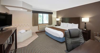 AmericInn by Wyndham Lincoln North
