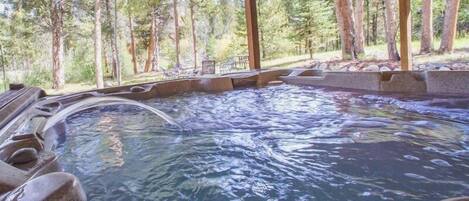 Bain à remous intérieur