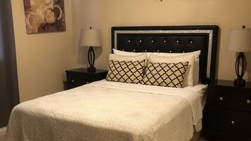 Deluxe Room, 2 Double Beds, Mountain View | Premium bedding, iron/ironing board, rollaway beds, free WiFi