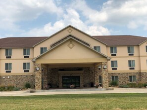 مدخل المنشأة