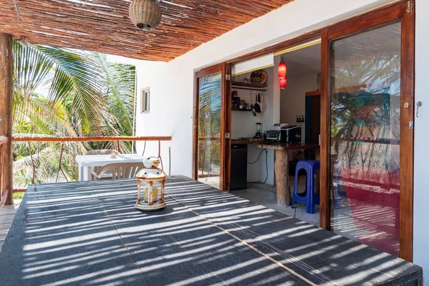 el secreto: upstairs | terrace/patio