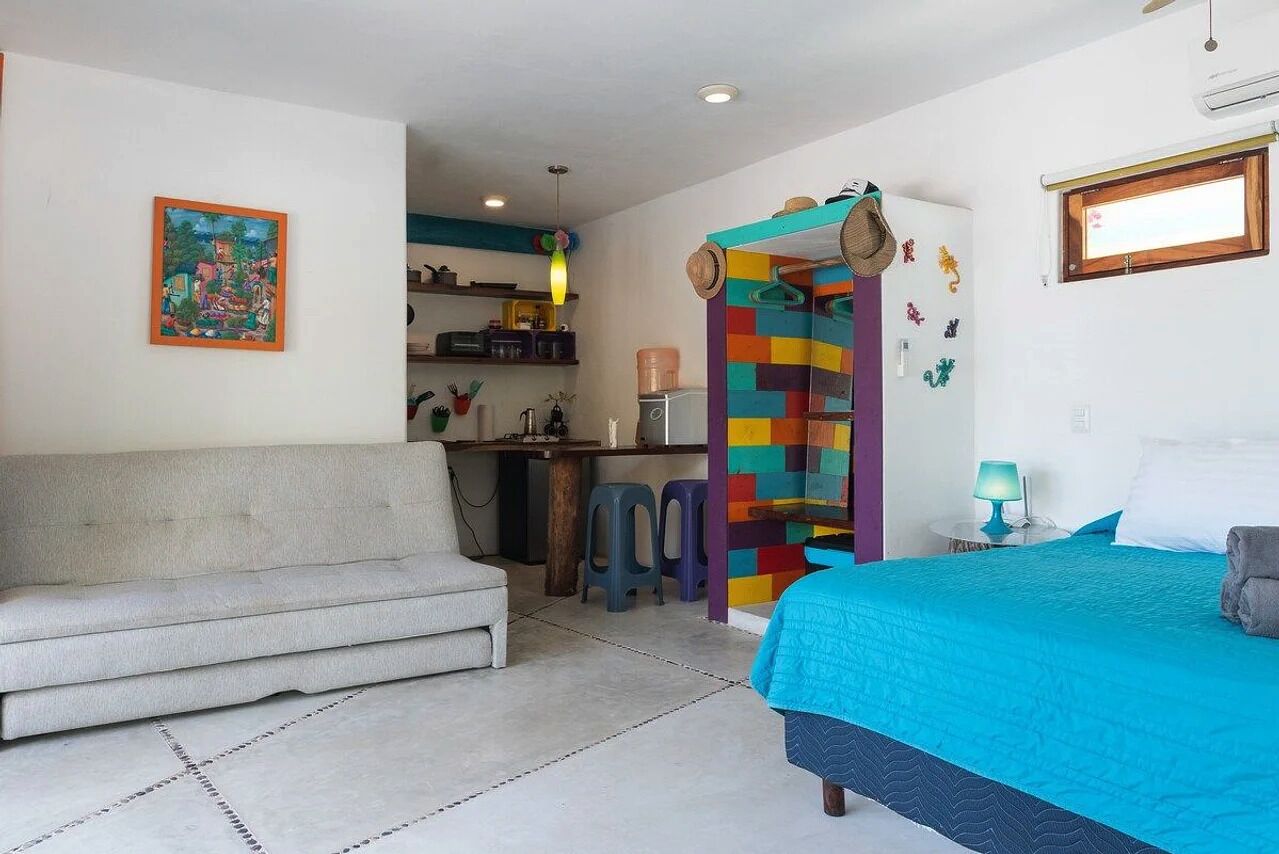 el secreto: downstairs | tempur-pedic beds, minibar, in-room safe, desk