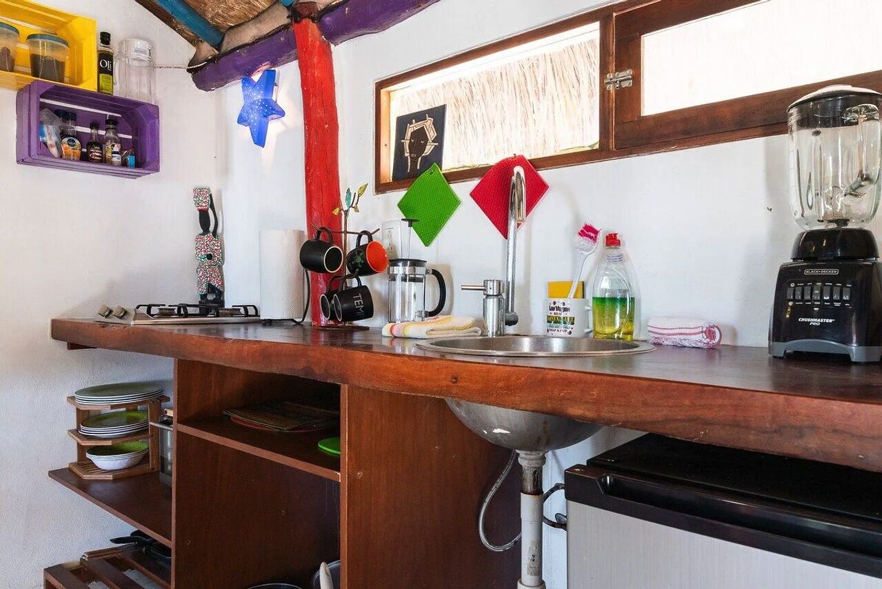 cabin | private kitchen | mini-fridge, stovetop, coffee/tea maker, rice cooker