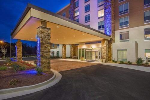 Holiday Inn Express & Suites Covington by IHG