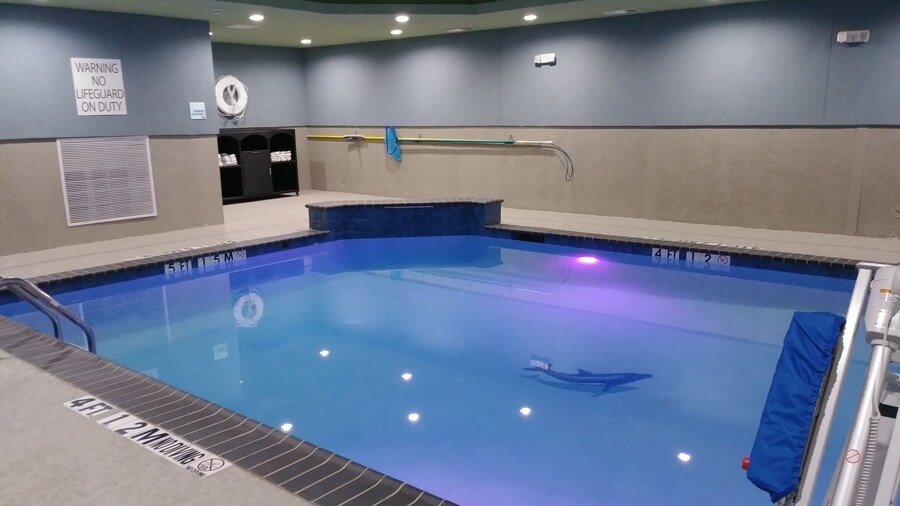 Holiday Inn Express & Suites Dallas Northeast - Arboretum by IHG