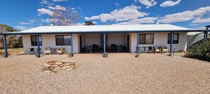 Front of property - Windana Cottages (Hawker)