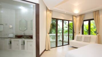 Superior Villa, 4 Bedrooms, Private Pool | In-room safe, blackout curtains, iron/ironing board, free WiFi