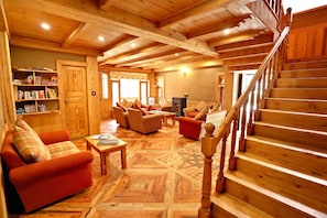 Interior detail - Shivadya - A Boutique Hotel (Manali)