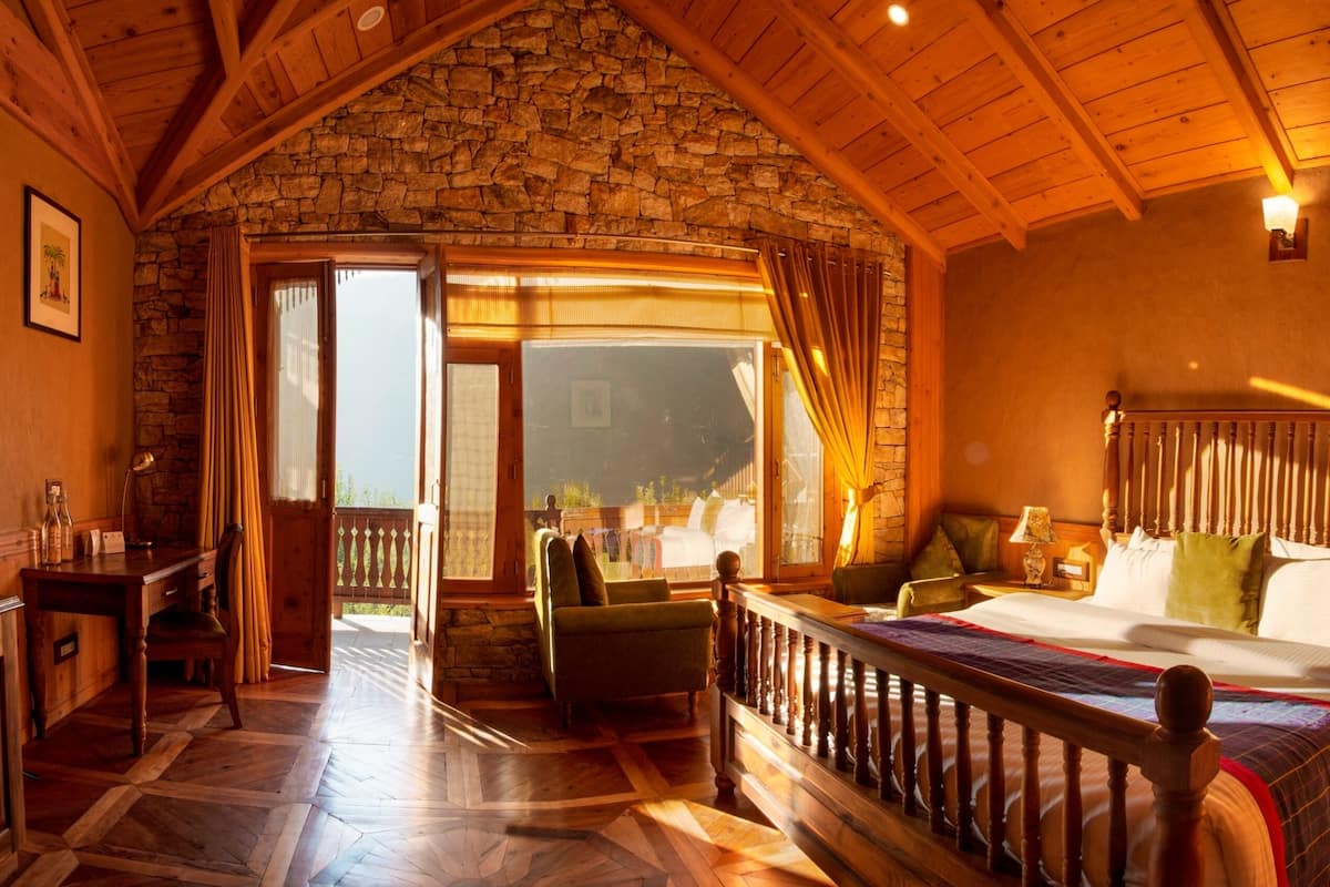 Royal Room | 1 phòng ngủ, bộ đồ giường cao cấp, minibar, két bảo mật tại phòng 