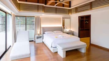 Villa, 4 Bedrooms, Private Pool, Beach View | In-room safe, desk, laptop workspace, free cots/infant beds