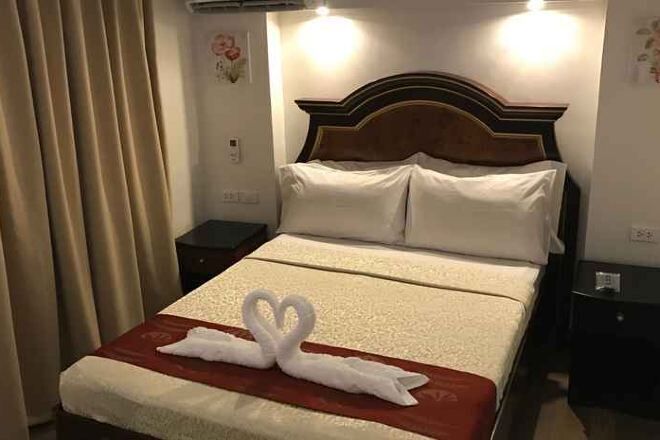 Skrivebord, skrivebord for bærbar PC og barnesenger