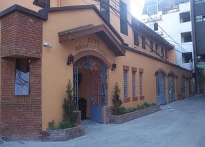 Lối vào nơi lưu trú