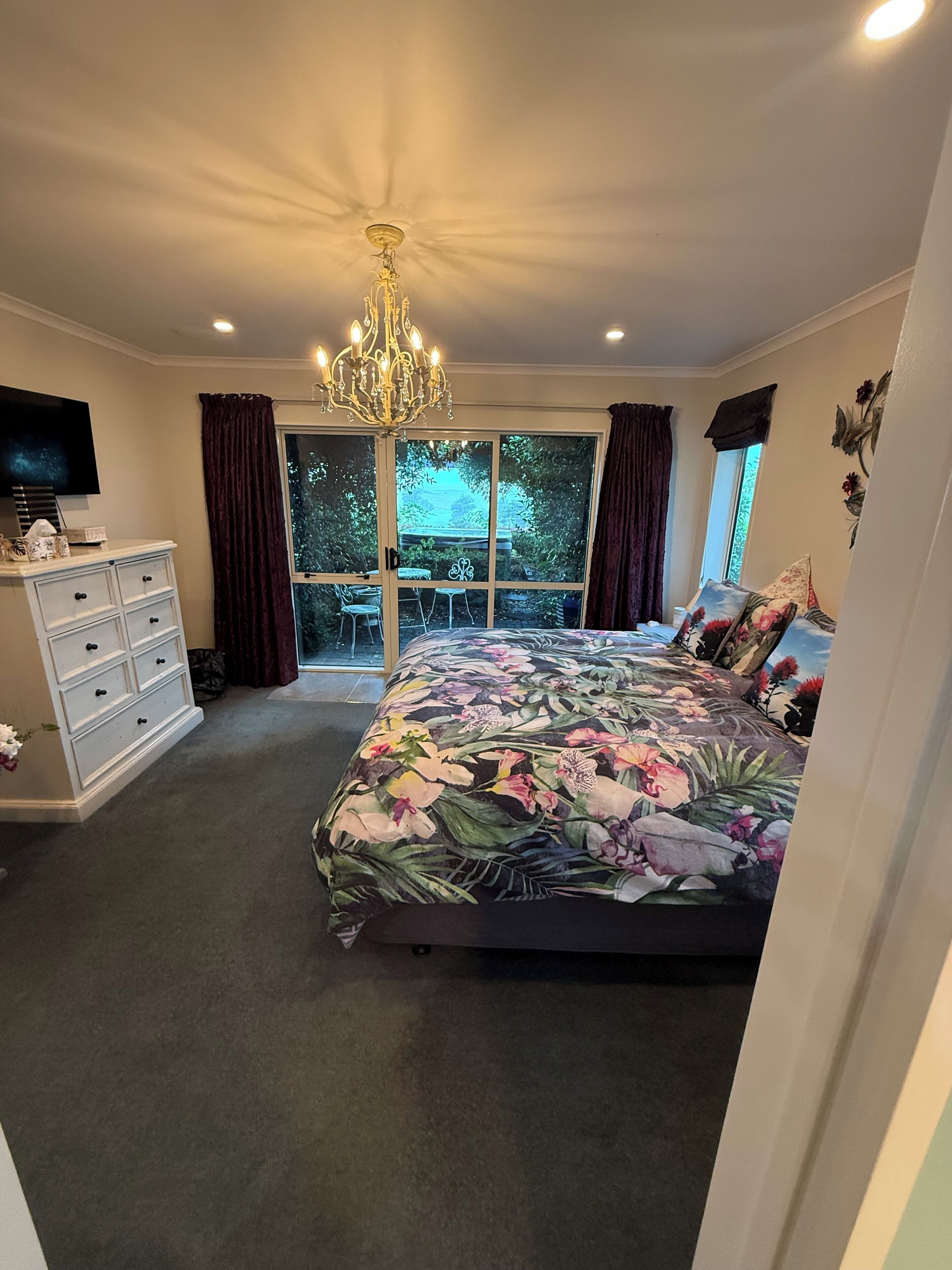 Honeymoon Superior King Room, (Private Bathroom)