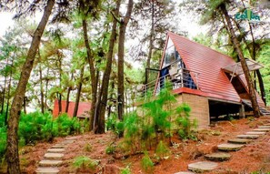 Front of property - Cat Ba Eco Lodge (Hai Phong)
