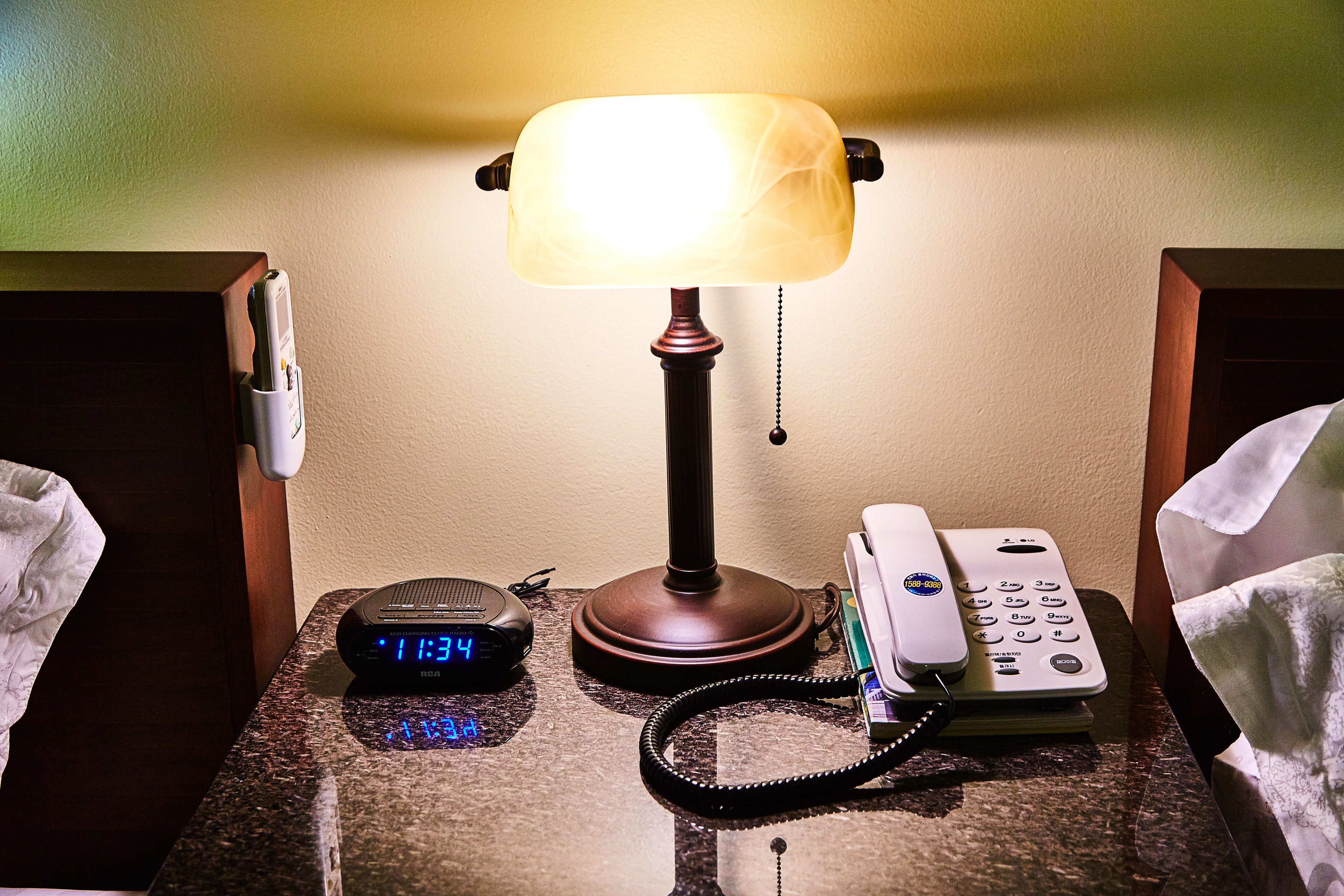 standard double room, non smoking | room amenity